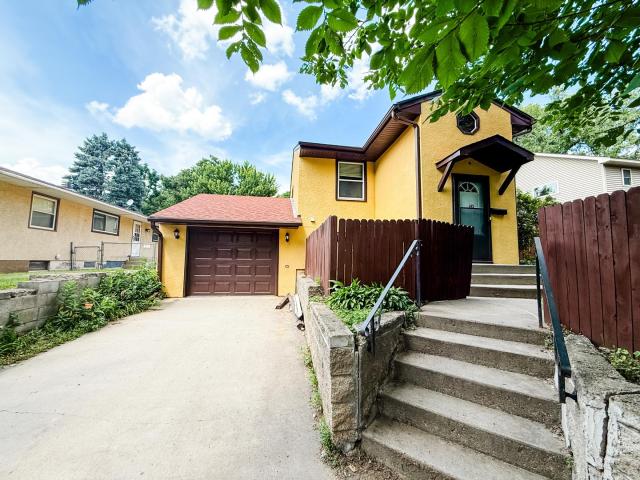145 Jessamine Avenue E Saint Paul MN 55117 - MLS# 7111487