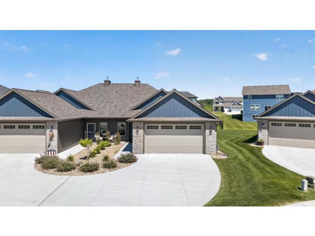 885 Picadilly Lane NW Rochester MN 55901 - MLS# 7111668