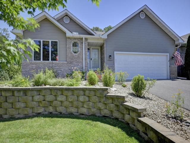 13637 Pierce Street NE Andover MN 55304 - MLS# 7111804