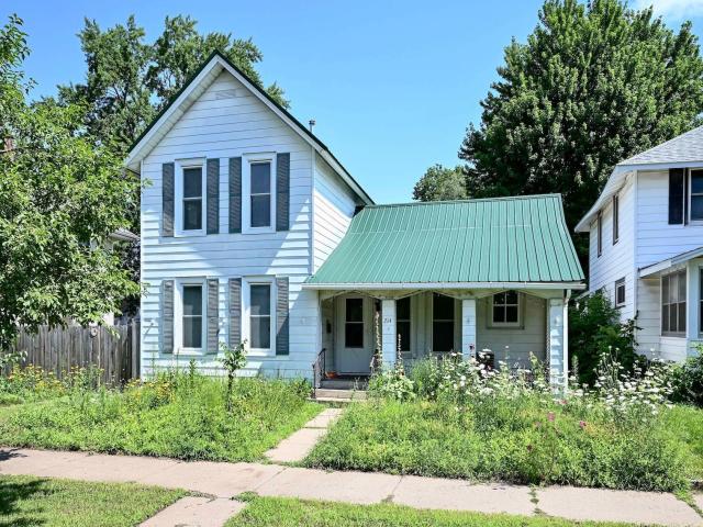 214 E Howard Street Winona MN 55987 - MLS# 7111909