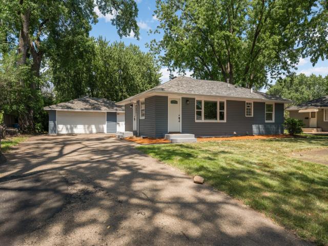 531 110th Avenue NW Coon Rapids MN 55448 - MLS# 7112023