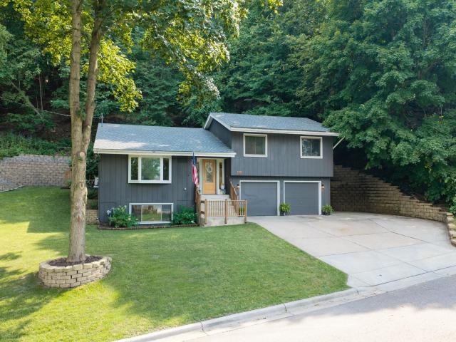 419 Mill Street E Cannon Falls MN 55009 - MLS# 7112272
