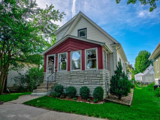 950 Juno Avenue Saint Paul MN 55102 - MLS# 7112630
