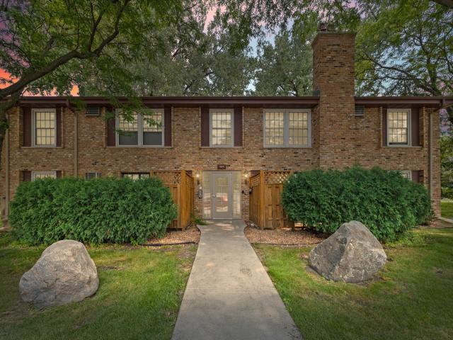 4600 Cedar Lake Road S Unit 2 Saint Louis Park MN 55416 - MLS# 7112716
