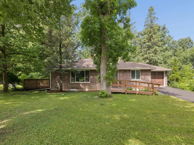 1425 Orkla Drive Golden Valley MN 55427 - MLS# 7113102