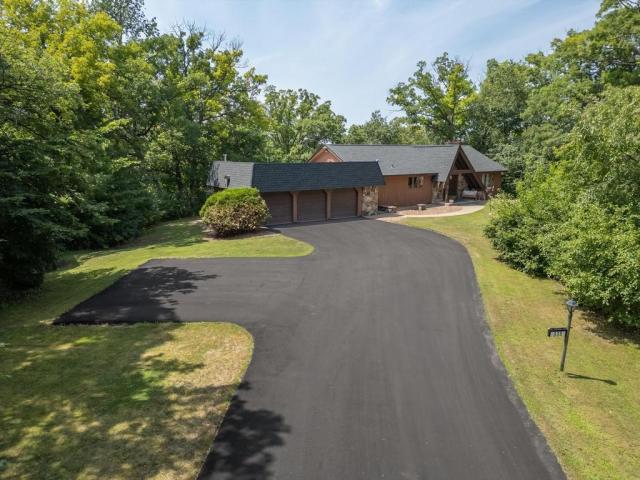 335 Pineview Lane N Plymouth MN 55441 - MLS# 7113147