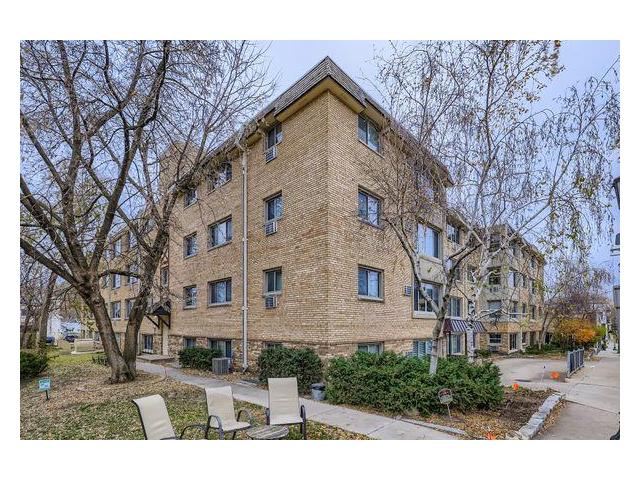 2727 W 43rd Street Unit 102 Minneapolis MN 55410 - MLS# 7113176