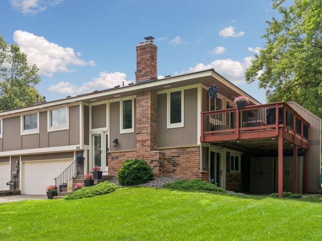 7603 Zinnia Way Maple Grove MN 55311 - MLS# 7113244