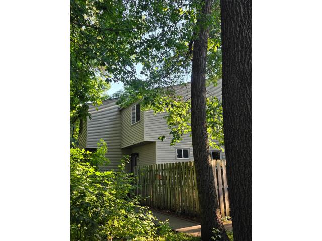 1527 Aspen Drive Eagan MN 55122 - MLS# 7113354