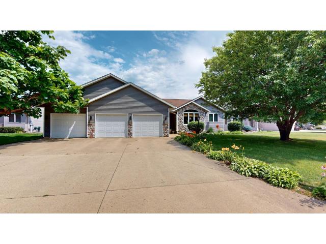 1906 Greenwood Drive Albert Lea MN 56007 - MLS# 7113395