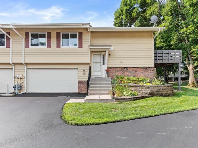 11123 Xavier Circle Bloomington MN 55437 - MLS# 7113400