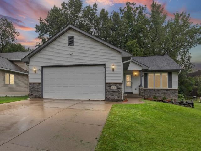 2082 Cowern Place E North Saint Paul MN 55109 - MLS# 7113425