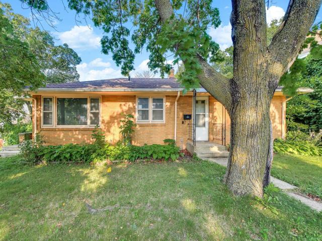 605 Greenbrier Street Saint Paul MN 55106 - MLS# 7113453