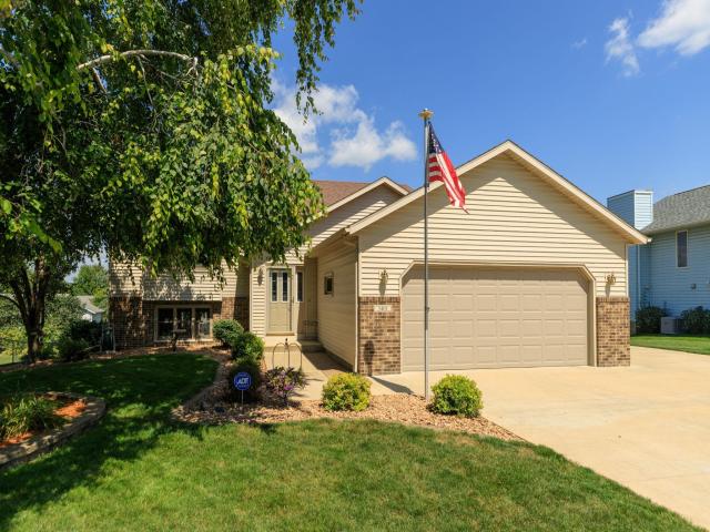3401 Arbor Drive NW Rochester MN 55901 - MLS# 7113454