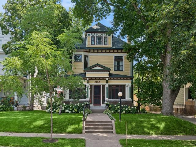2105 Girard Avenue S Minneapolis MN 55405 - MLS# 7113551