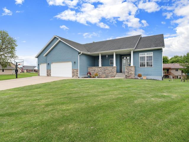 375 Hickory Lane NE Owatonna MN 55060 - MLS# 7113584