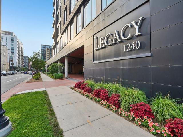 1240 S 2nd Street Unit 622 Minneapolis MN 55415 - MLS# 7113695