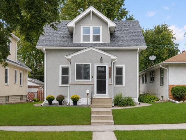 1297 Highland Parkway Saint Paul MN 55116 - MLS# 7113717
