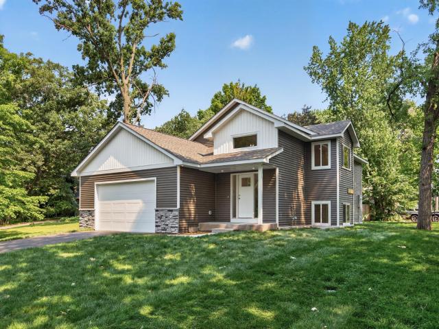 5832 Perry Avenue N Crystal MN 55429 - MLS# 7113790