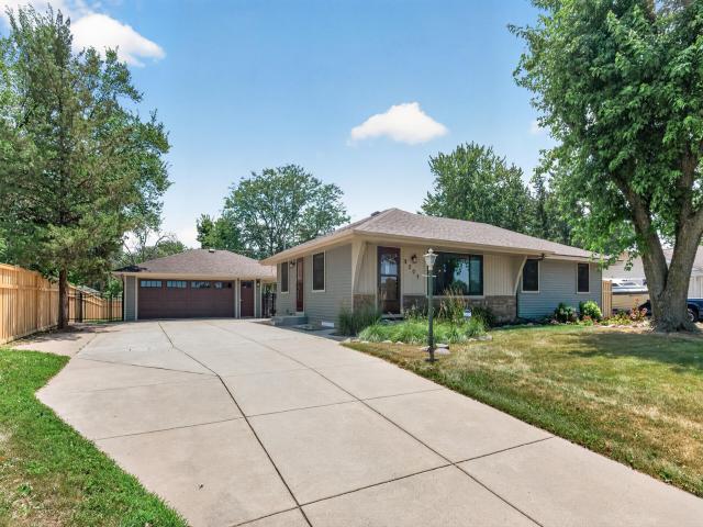 8207 Belden Boulevard S Cottage Grove MN 55016 - MLS# 7113857