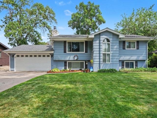 7351 Melody Drive NE Minneapolis MN 55432 - MLS# 7113870