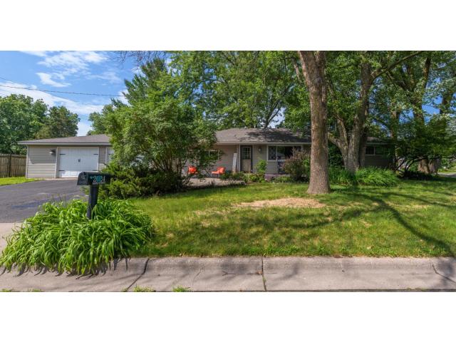 2024 Maple Street Hastings MN 55033 - MLS# 7113872