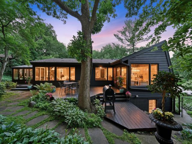 104 Maddaus Lane Golden Valley MN 55416 - MLS# 7113884