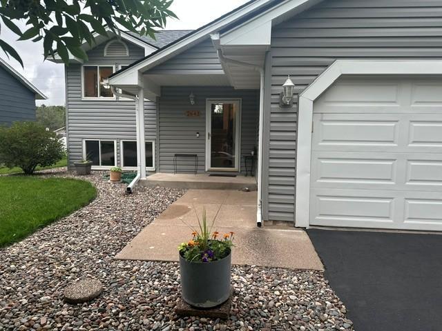 2643 Guthrie Avenue N Oakdale MN 55128 - MLS# 7114013