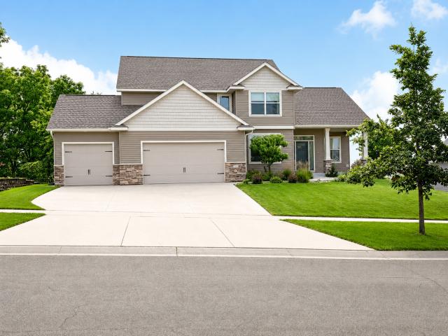 1892 Shannon Oaks Boulevard NE Rochester MN 55906 - MLS# 7114308