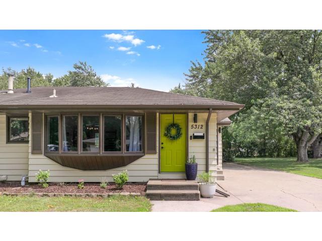 5312 Rhode Island Avenue N New Hope MN 55428 - MLS# 7114483