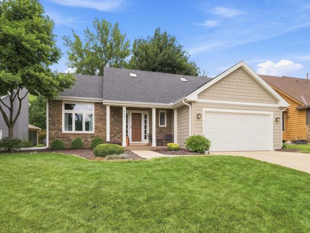 8081 Hidden Circle Chanhassen MN 55317 - MLS# 7114549