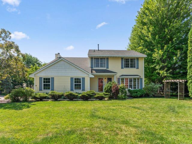 8020 Hidden Court Chanhassen MN 55317 - MLS# 7114655