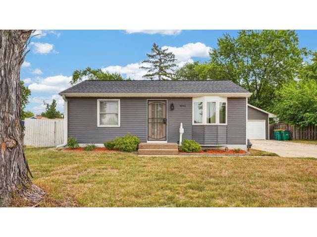 9041 Portland Avenue S Bloomington MN 55420 - MLS# 7114688
