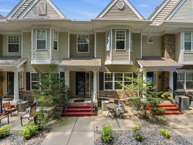 111302 Village Road Unit 2 Chaska MN 55318 - MLS# 7114740