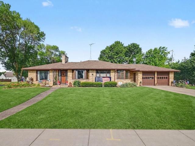 300 5th Street NE Montgomery MN 56069 - MLS# 7114758
