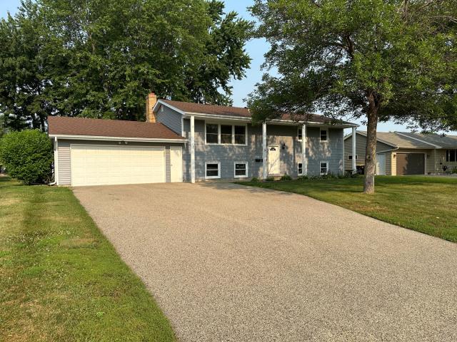 938 Pierce Street S Shakopee MN 55379 - MLS# 7114805