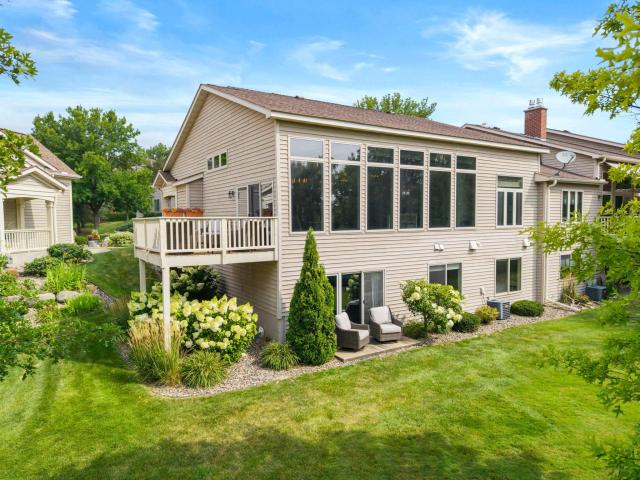 1427 Summit Shores Drive Burnsville MN 55306 - MLS# 7114827