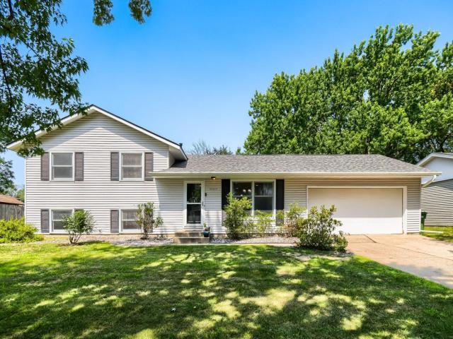 10439 Thrush Street NW Coon Rapids MN 55433 - MLS# 7115018