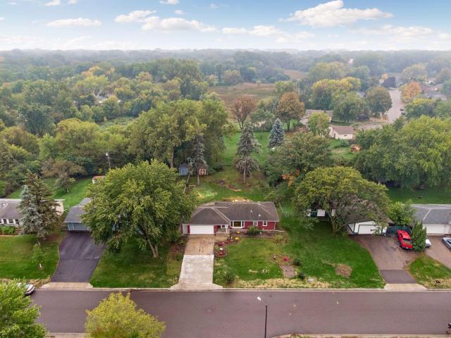 2501 80th Avenue N Brooklyn Park MN 55444 - MLS# 7115065