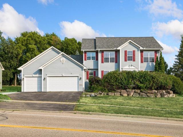 16267 Griffon Trail Lakeville MN 55044 - MLS# 7115076
