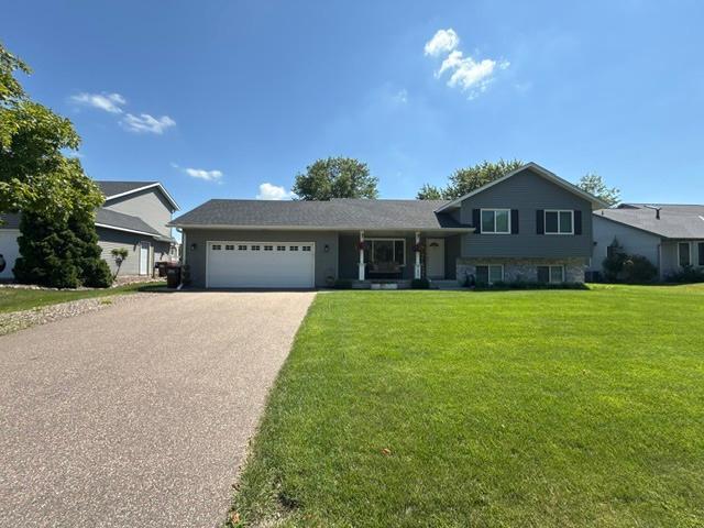 7685 Upper 45th Street N Oakdale MN 55128 - MLS# 7115202