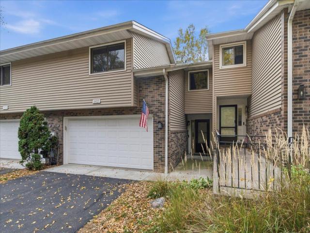 18321 Creeks Bend Drive Minnetonka MN 55345 - MLS# 7115252