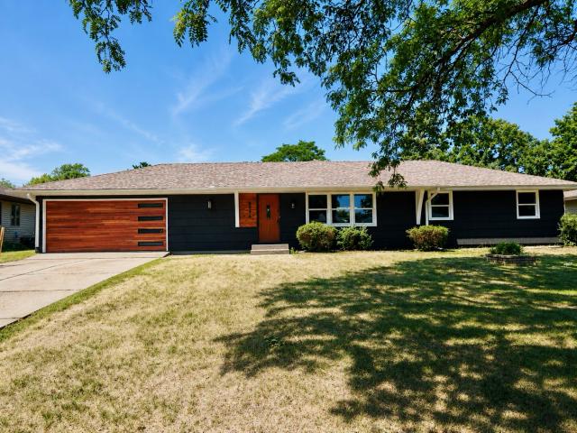 8584 Greystone Avenue S Cottage Grove MN 55016 - MLS# 7115298