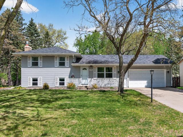 10441 Crocus Street NW Minneapolis MN 55433 - MLS# 7115323