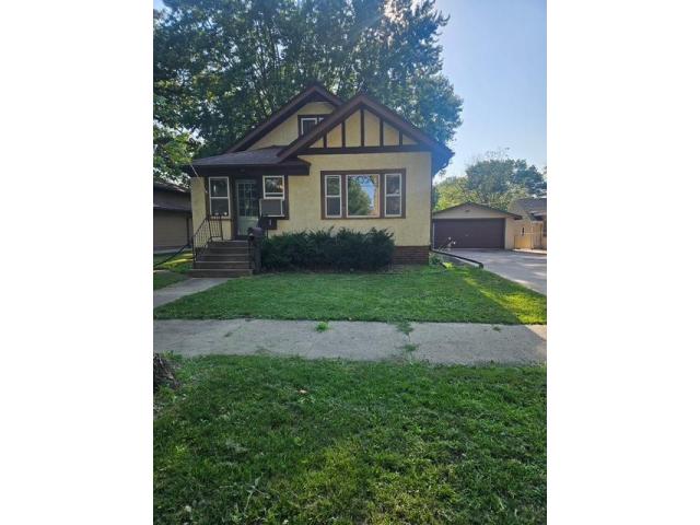 110 4th Street SE Montgomery MN 56069 - MLS# 7115608