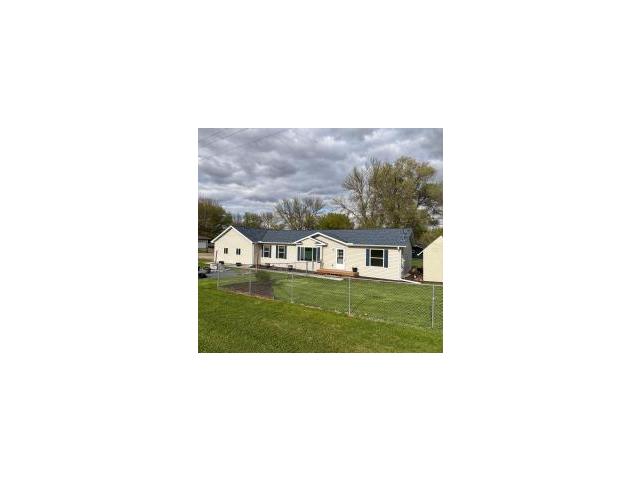 2200 Eunice Drive Albert Lea MN 56007 - MLS# 7115611
