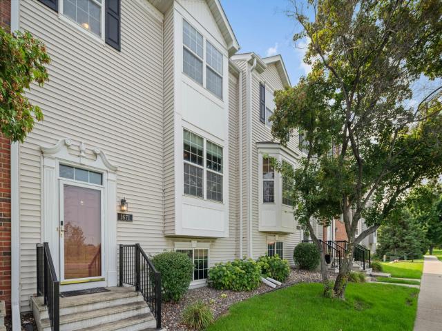1671 Crossings Boulevard Shakopee MN 55379 - MLS# 7115674