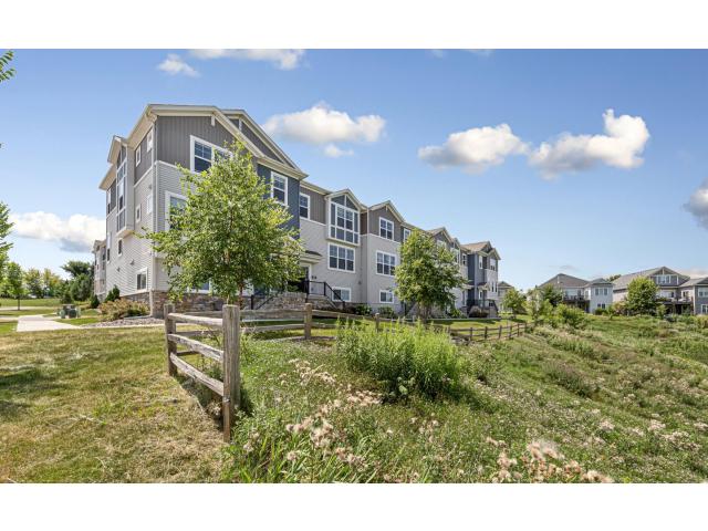 860 Roselyn Drive Victoria MN 55386 - MLS# 7115762