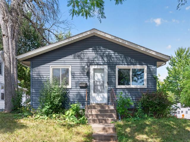 995 Rose Avenue E Saint Paul MN 55106 - MLS# 7115862