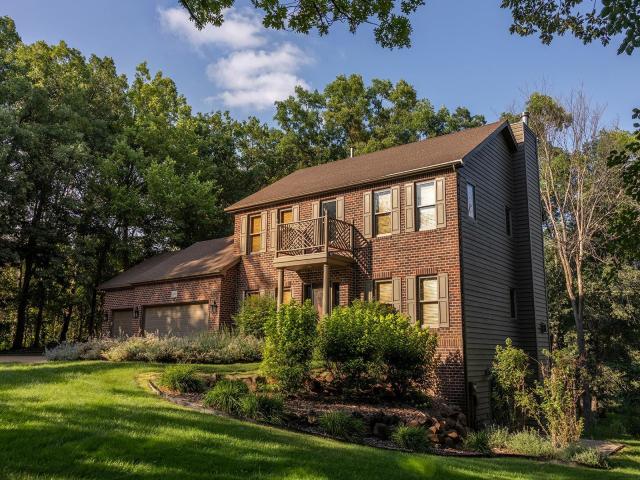 21891 Wagon Wheel Trail Lakeville MN 55044 - MLS# 7115905